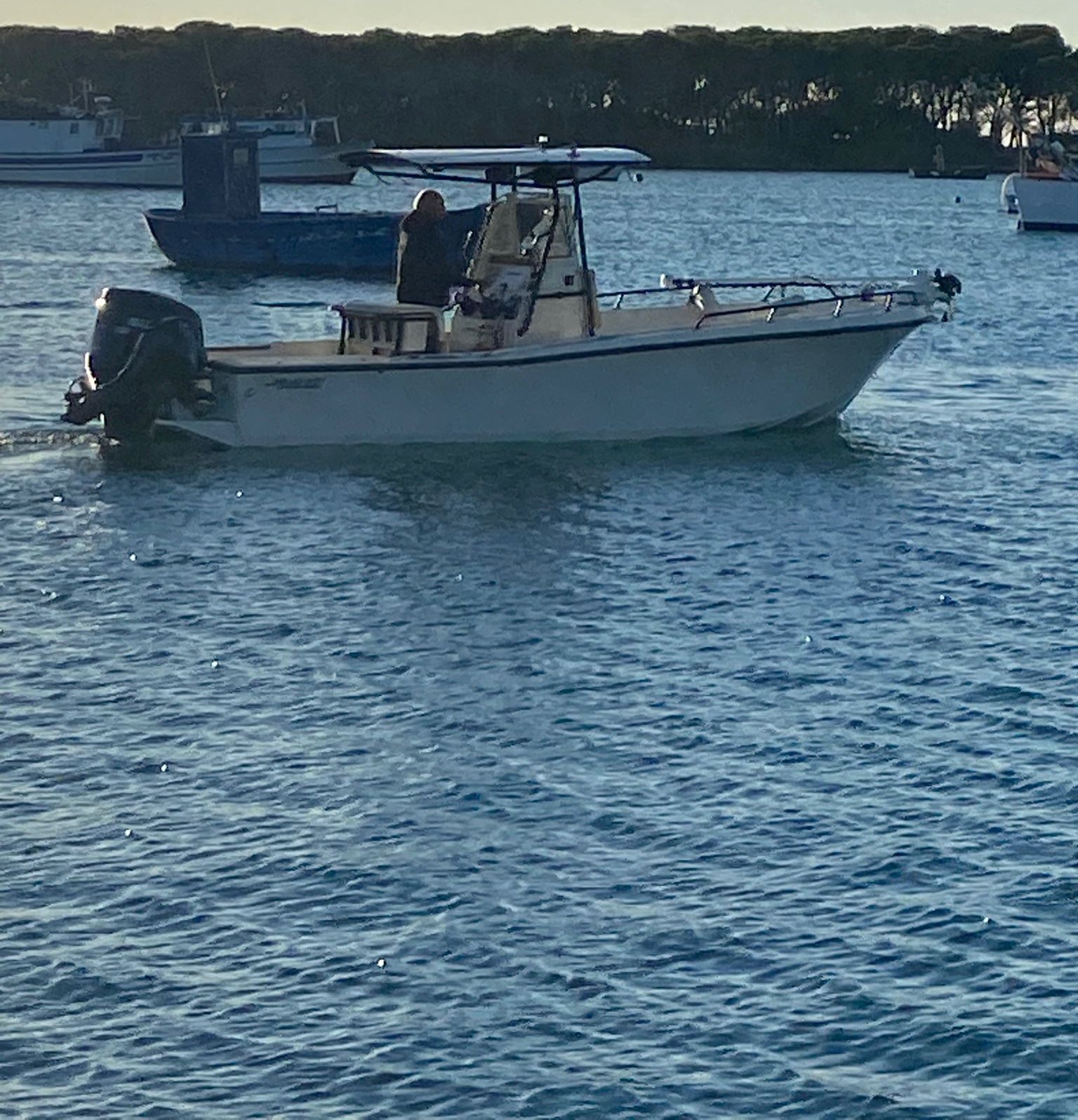 Mako 231 + Suzuki 250hp + 15aux REFIT 2023 PERFETTA<br><a href=dettaglio.aspx?Id=282 >VAI ALLA SCHEDA</a>